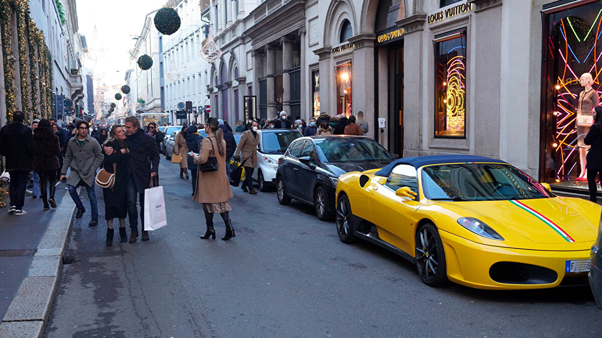 2. 🇮🇹 Milano: Via Montenapoleone <br>20.000 €