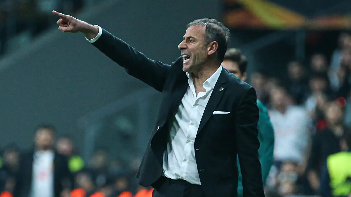 Avcı, Rizespor'la herhangi bir görüşmesi olmadığını belirtirken çıkan haberlerin gerçeği yansıtmadığını söyledi.<br>