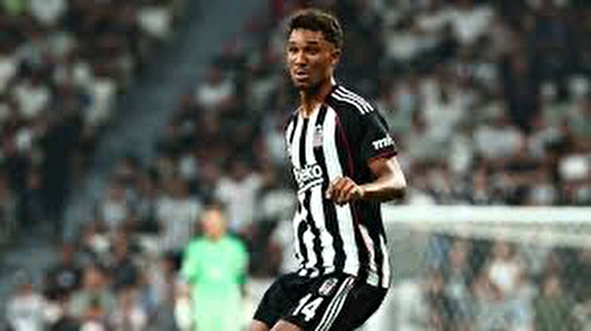 Deneyimli futbolcunun, Beşiktaş ile Haziran 2027’ye kadar geçerli sözleşmesi bulunuyor.