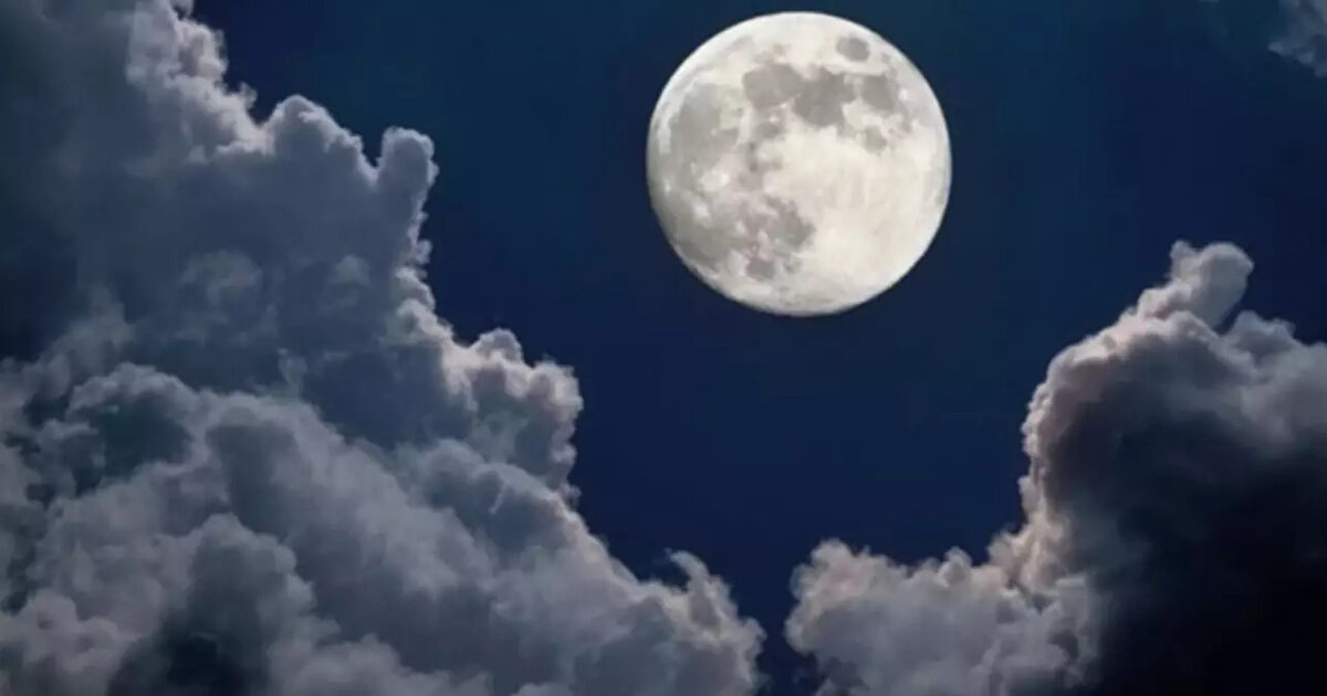 Gökyüzü olaylarını yakından takip edenler ve burç yorumlarını merak edenler için Aralık ayı oldukça hareketli geçecek. Her ay farklı bir burçta gerçekleşen dolunay döngüsü, bu ay İkizler burcunda tamamlanacak. Vatandaşlar, "Aralık ayı dolunayı ne zaman?" ve "2025 Aralık Dolunayı saat kaçta?" sorularının yanıtını arama motorlarında yoğun bir şekilde sorguluyor.