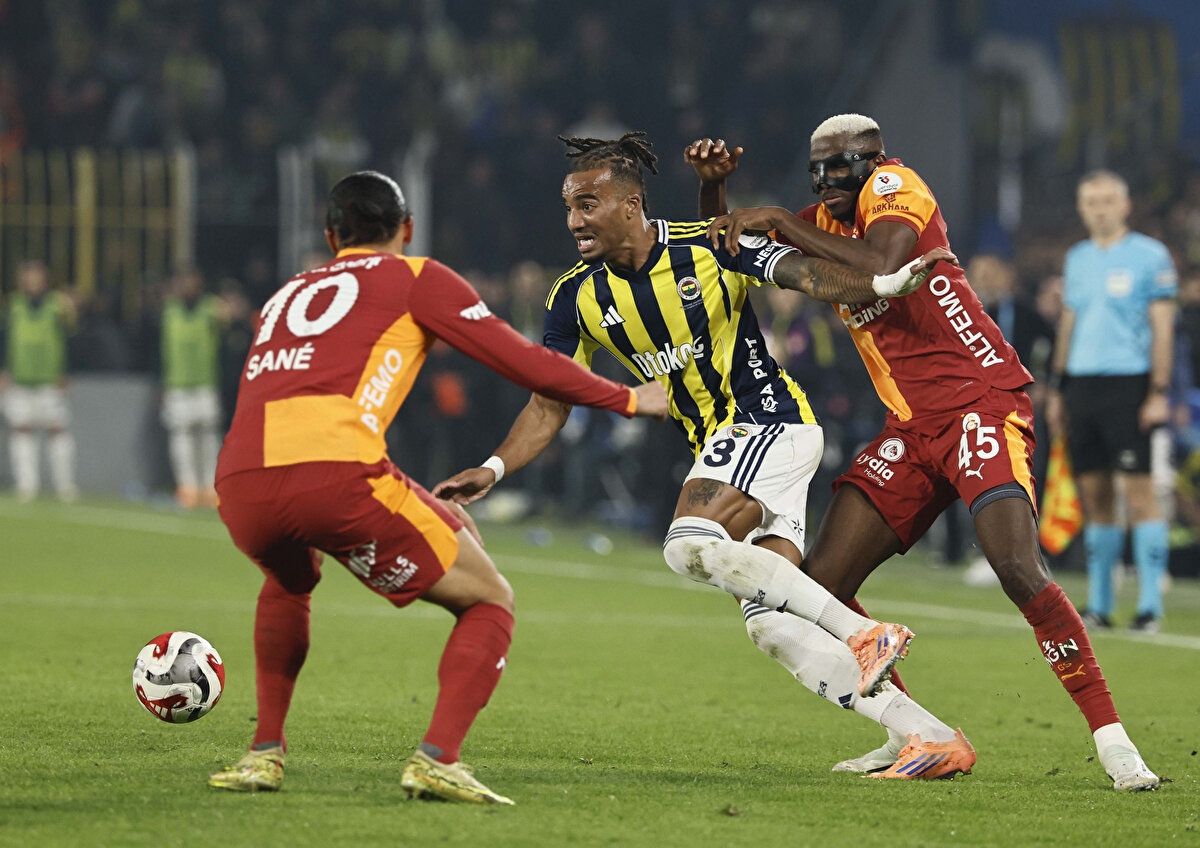 L'EQUIPE  FRANSA: Maçın büyük kısmında önde olan Galatasaray, Pazartesi akşamı Fenerbahçe’den çok geç bir gol yiyerek beraberliğe razı oldu (1-1). Şampiyonlar Ligi’nde bir sonraki rakibi AS Monaco olmasına rağmen Okan Buruk’un takımı Süper Lig’de liderliğini koruyor.