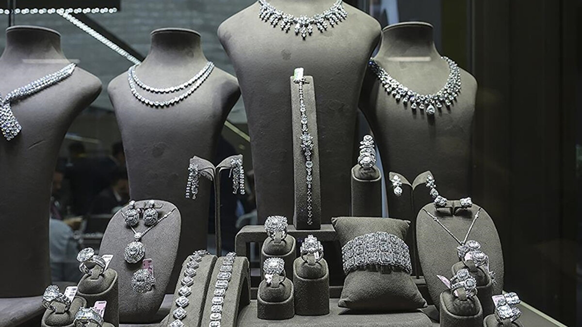 Lüks tutkunlarının yakından tanıdığı ABD’li mücevher devi Lugano Diamonds & Jewelry’de yolun sonu göründü. 