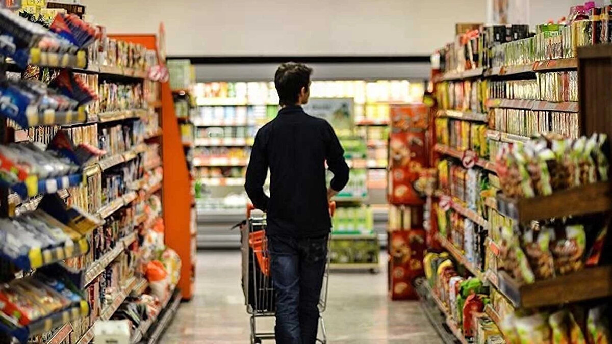 Kasım Enflasyonu Ne Zaman, Saat Kaçta Açıklanacak?<br>Türkiye İstatistik Kurumu (TÜİK), enflasyon verilerini her ayın 3'ünde kamuoyu ile paylaşıyor.<br><br>Buna göre; Kasım 2025 enflasyon rakamları 3 Aralık 2025 Çarşamba günü saat 10.00'da açıklanacak.