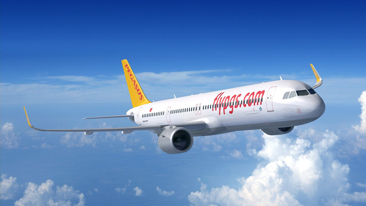 Kampanyadan Kimler Yararlanabilir?<br><br>İndirimli fiyatlar yalnızca Pegasus BolBol üyeleri için geçerlidir. Üye olmayan yolcuların, biletleme işlemi öncesinde ücretsiz olarak üyelik oluşturması gerekmektedir. Biletleme esnasında yolcu bilgileri girilirken üyelik ile ilişkili cep telefonu numarasının girilmesi, Pegasus kampanya fiyatlarının aktif olması için zorunludur.