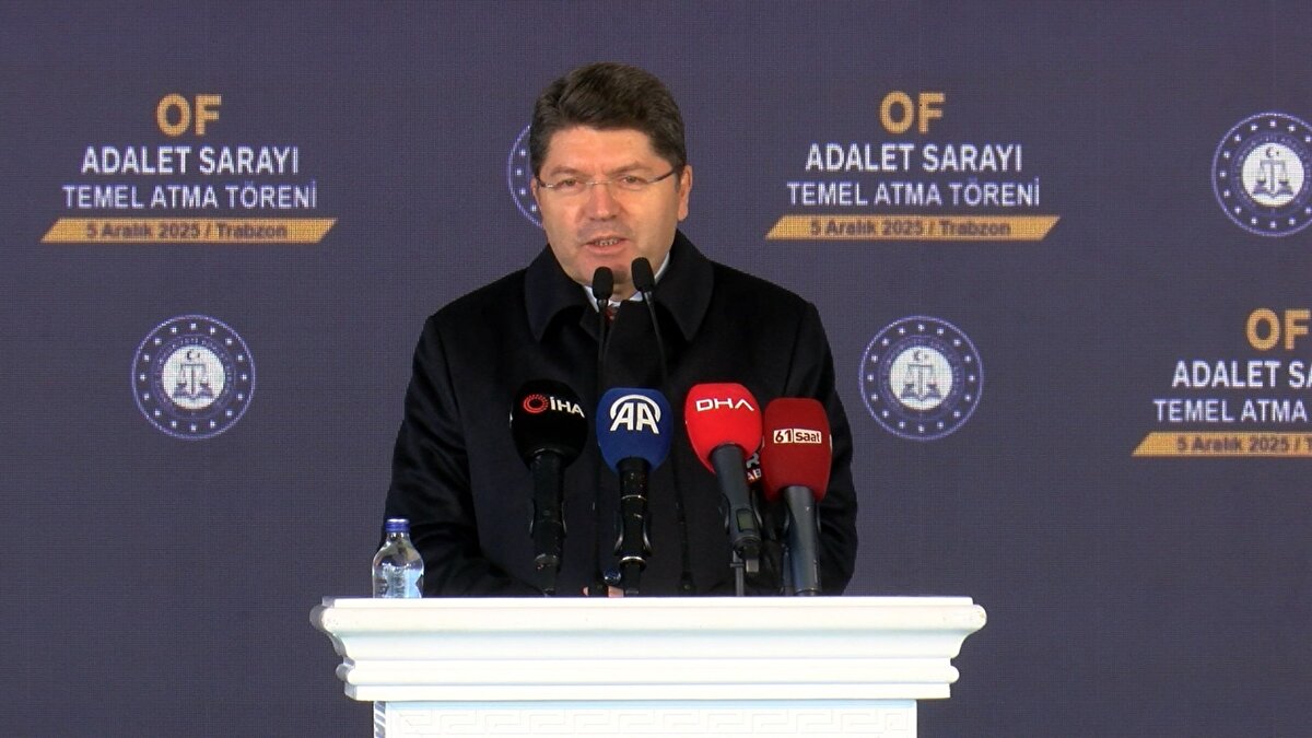 Bakan Tunç’un açıklamaları, adli süreçlerde güven ve şeffaflık vurgusunu yeniden gündeme taşırken, başlatılan denetimlerin yargı kurumlarında standartların güçlendirilmesi adına önemli bir adım olarak değerlendirildi.