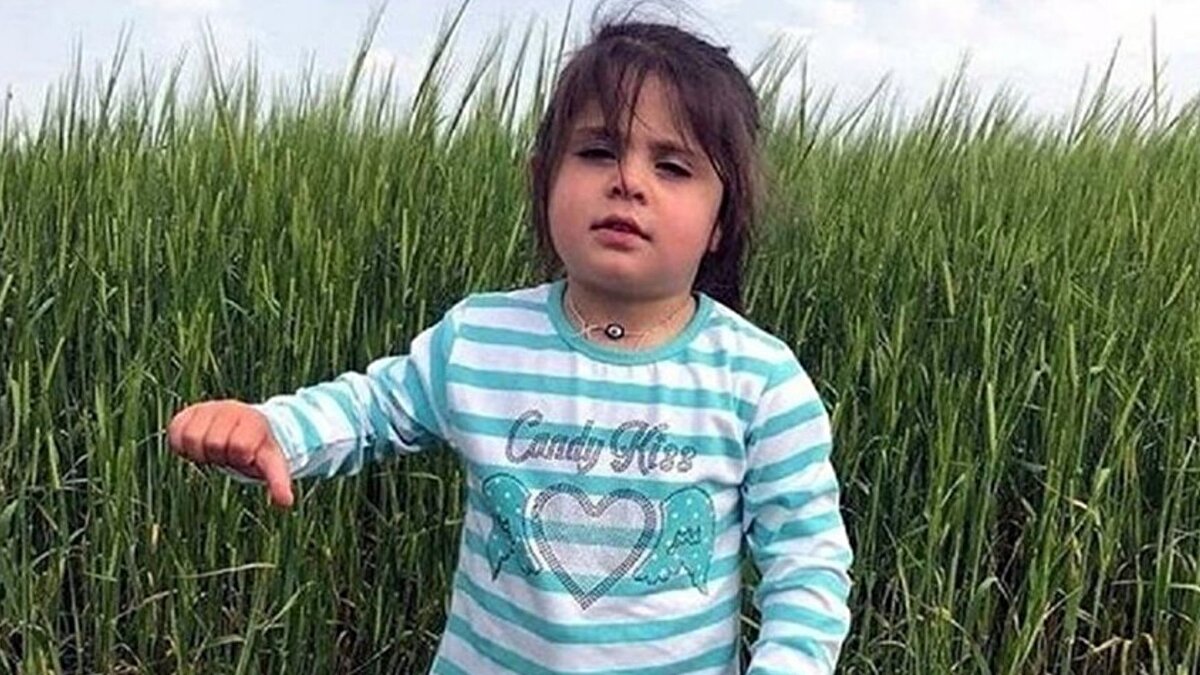 AFAD tanıkları dinlenecek, sanıkların beyanları alınacak<br><br>Tunç, Yargıtay’ın bozma kararında dikkat çektiği ses kayıtlarının da yeni yargılamanın merkezinde olacağını belirtti. Sanıkların, bozma ilamına ilişkin görüşleri aynı duruşmada mahkeme tarafından kayda geçirilecek. Böylece dosyadaki eksik araştırma başlıklarının giderilmesi hedefleniyor.