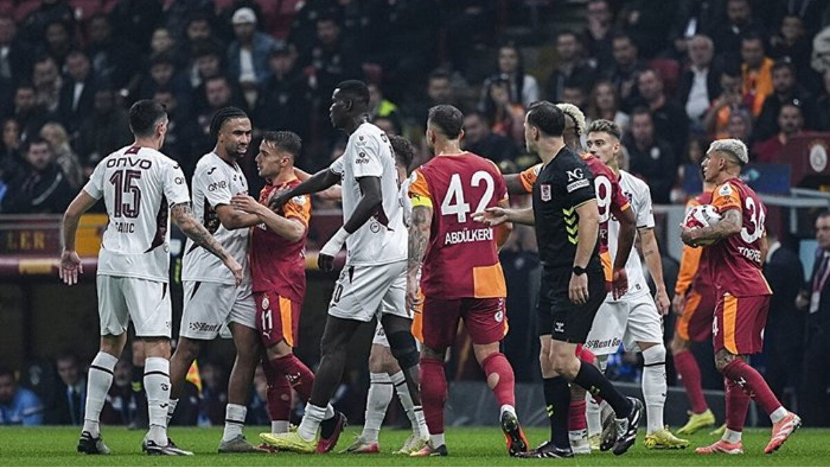 Mücadele öncesi taraftarlar iki takımın muhtemel 11'lerini merak ediyor. <br>Peki, Galatasaray-Samsunspor maçı ne zaman, saat kaçta? Muhtemel 11'ler nasıl? 