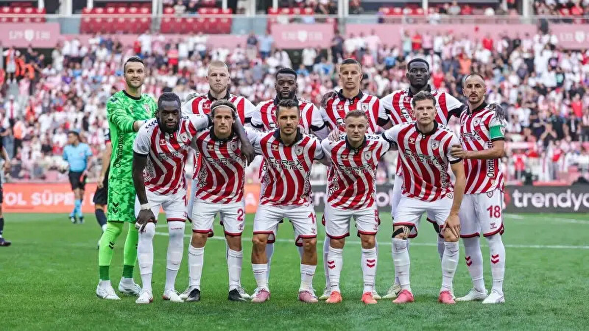 GALATASARAY-SAMSUNSPOR MAÇI HANGİ KANALDA?<br><br>Galatasaray-Samsunspor maçı beIN SPORTS 1 HD’de canlı yayınlanacak.