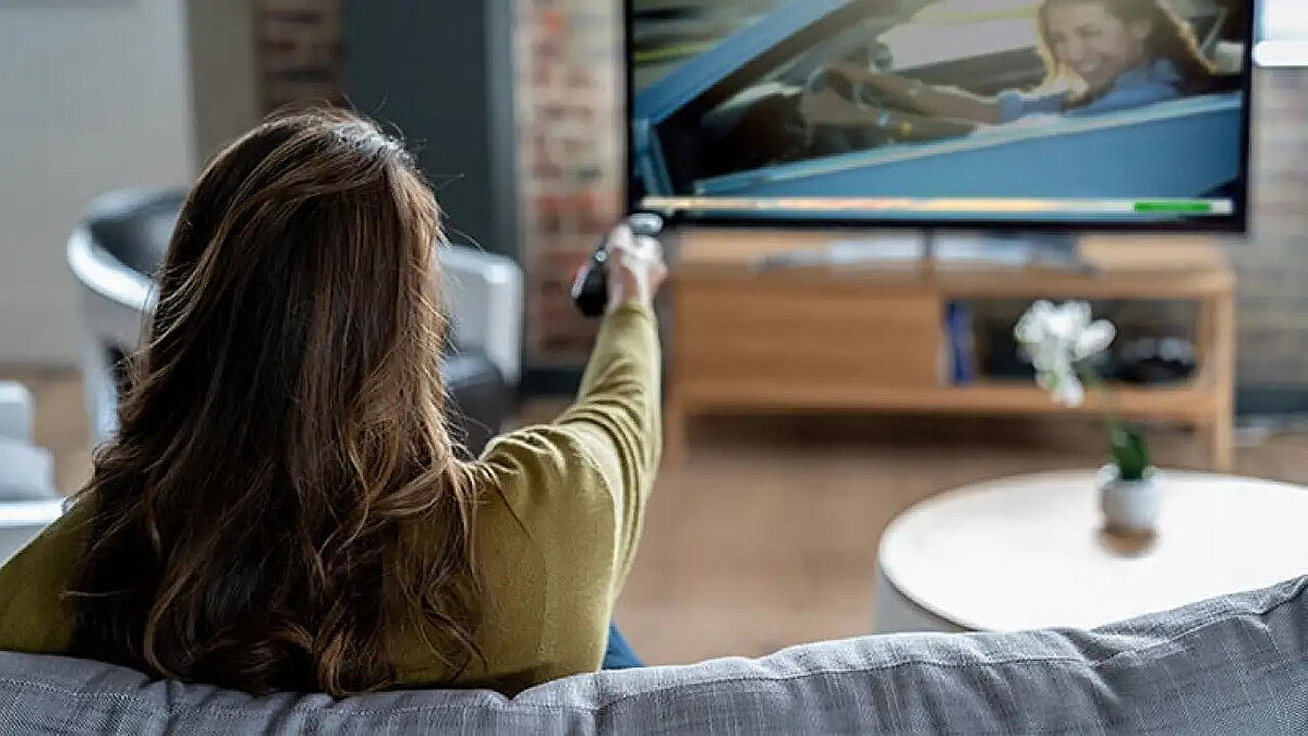 Televizyon ekranlarının en çok izlenen yapımlarının kıyasıya rekabet ettiği Çarşamba akşamının reyting sonuçları açıklandı. İzleyiciler, dün akşam ekrana gelen yapımların izlenme oranlarını ve sıralamalarını merakla araştırıyor. Özellikle Kanal D, ATV, Star TV ve NOW TV ekranlarındaki rekabette kazanan kim oldu? Total, AB ve ABC gruplarında 4 Aralık reyting sonuçları listesi netleşti.