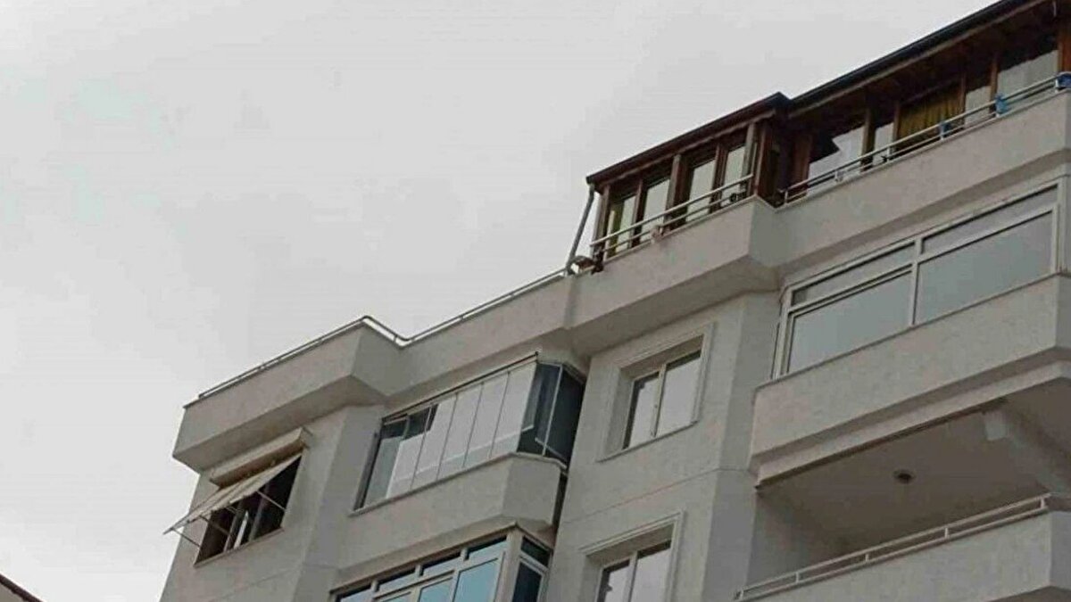 Güllü’nün ölümünün kaza değil cinayet olabileceği ihtimali değerlendirilirken, savcılığın soruşturmayı genişleterek sürdürdüğü öğrenildi.