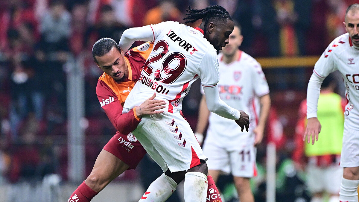 Nefes kesen maçın ardından TRT Spor'da mikrofon başına geçen İlker Yağcıoğlu, 3-2 biten Galatasaray-Samsunspor mücadelesini değerlendirdi.