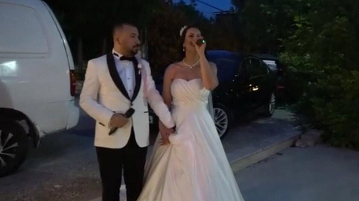 İzmir’de yaşayan müzik tutkunu Hasan ve Öznur Başkaya çifti, 2023 Haziran ayında dünya evine girdikleri düğünde Ankaralı Coşkun’a ait ‘Ne Bilsin Eller’ şarkısını seslendirdi. Çiftin performansı, düğün anlarını paylaşan sosyal medya hesaplarında geniş yankı uyandırdı. Özellikle düğün sayfalarında paylaşılan videolar milyonlarca kişiye ulaştı.