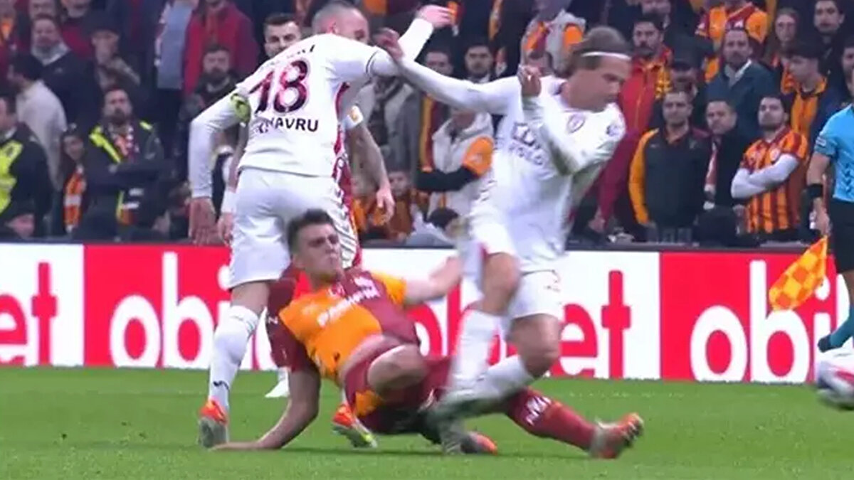 Bülent Yıldırım: Düdük çalmamayı kabul edemem. Zeki'nin faulü yok, Kazımcan'ın Holse'ye müdahalesi kontrolsüz faul ve sarı kart olmalıydı.<br><br>Deniz Çoban: Kazımcan kontrolsüz bir şekilde sıçradı. Kontrolsüz hareketten sarı kart olmalıydı. Zeki'nin yaptığı faul değil.<br><br>Bahattin Duran: Zeki'nin müdahalesi futbol içi, doğal temas. Kazımcan diziyle darbe vuruyor. Faulle birlikte sarı kart.