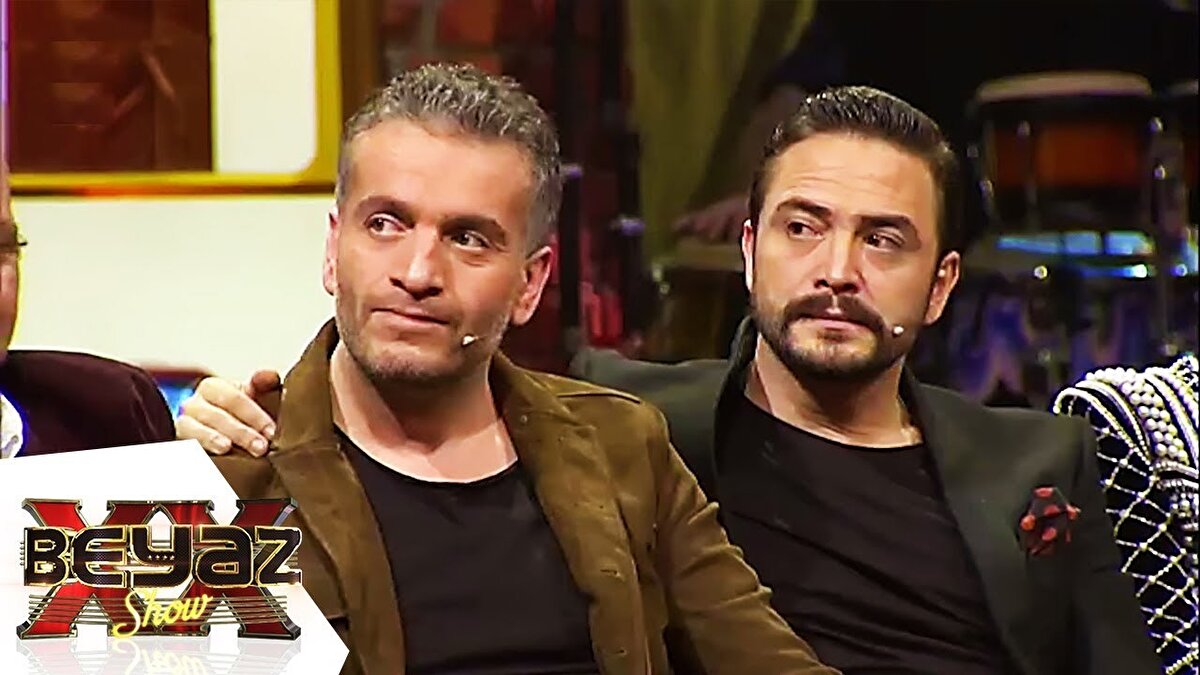 Ahmet Kural’ın tavrı tartışma yarattı<br>Cemcir’in hastanedeki günlerinde, kamuoyunun merak ettiği en önemli konu eski rol arkadaşı Ahmet Kural’ın ziyarette bulunup bulunmadığı oldu. Gazeteci Müge Dağıstanlı, Kural’ın hastaneye gitmediğini ve telefonla da aramadığını yazdı. Dağıstanlı’nın aktardığına göre Kural, gelen sorulardan kaçınmak için telefonunu kapattı ve yakın çevresine de bu konuda açıklama yapmadı.