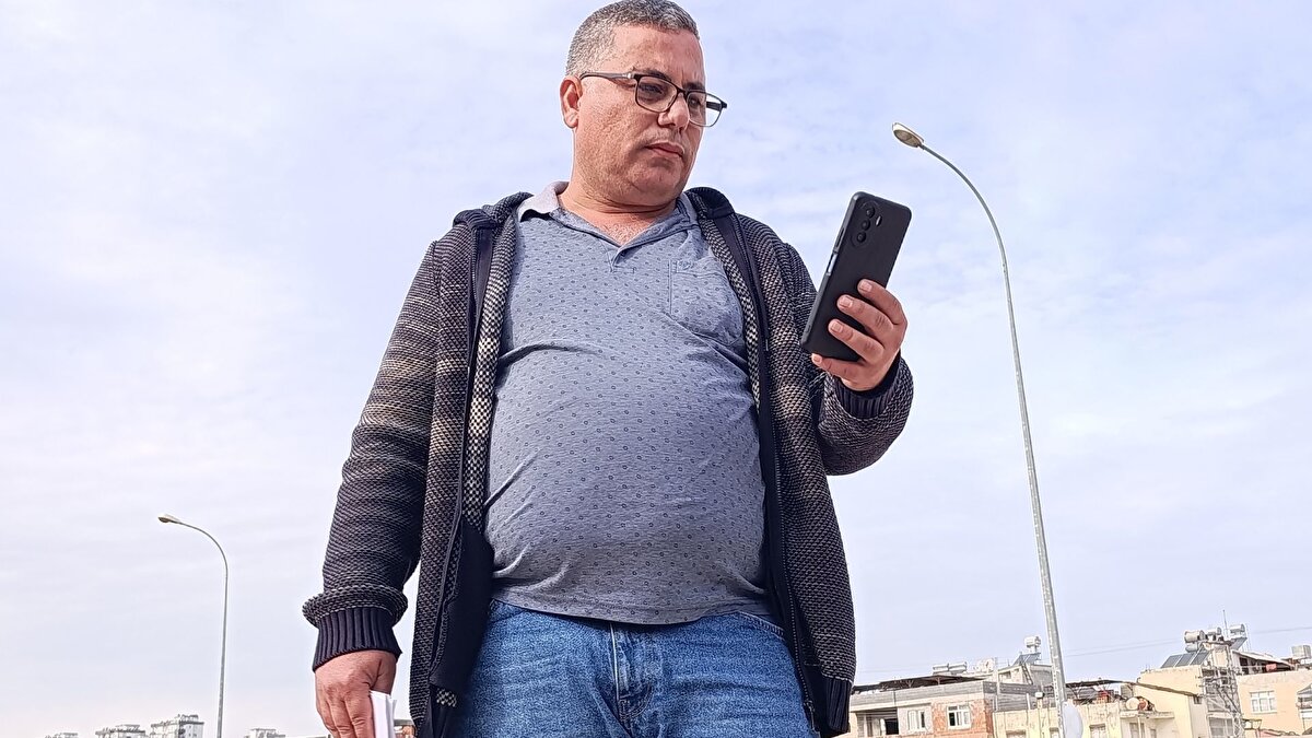 “Paylaşımları eğlence için yaptım, suç olduğunu bilmiyordum”<br><br>Çapar, yaklaşık üç ay önce yaptığı paylaşımların ticari bir amaç taşımadığını ve yasal sonuç doğurabileceğini bilmediğini belirtti. Polis merkezinde ifade veren Çapar, olayın ardından hesabındaki tüm videoları ve kişisel içeriklerini sildiğini söyledi. Talep edilmesi halinde karşılaşabileceği telif tutarının 50 ile 150 bin TL arasında olabileceğini aktaran Çapar, asgari ücretle geçindiğini ve böyle bir yükü ödeme imkânının bulunmadığını ifade etti.