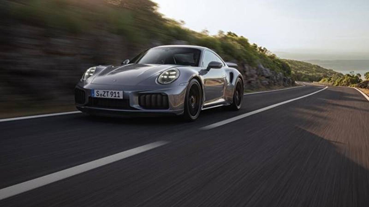 Avto.ru’nun haberine göre, özellikle 2020 öncesi üretim Porsche modelleri etkilendi. Sorun en çok Cayenne, Macan ve Panamera serilerinde görüldü.