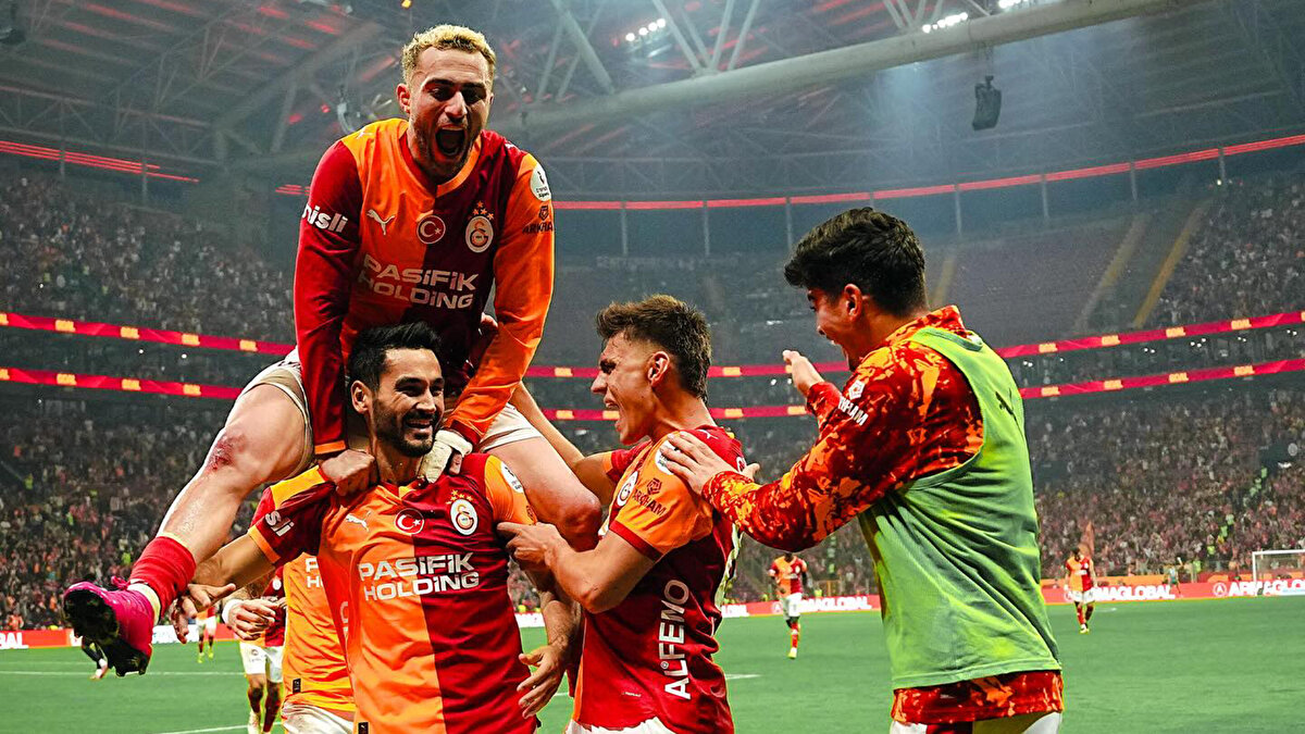 Oyundan Çıkarken Islık Sesleri Yükseldi<br>Müsabakanın 46. dakikasında Mario Lemina’nın yerine oyuna dahil olan genç savunmacı Arda Ünyay, uzatma dakikalarında (90+1) yerini dünya yıldızı Mauro Icardi’ye bıraktı.