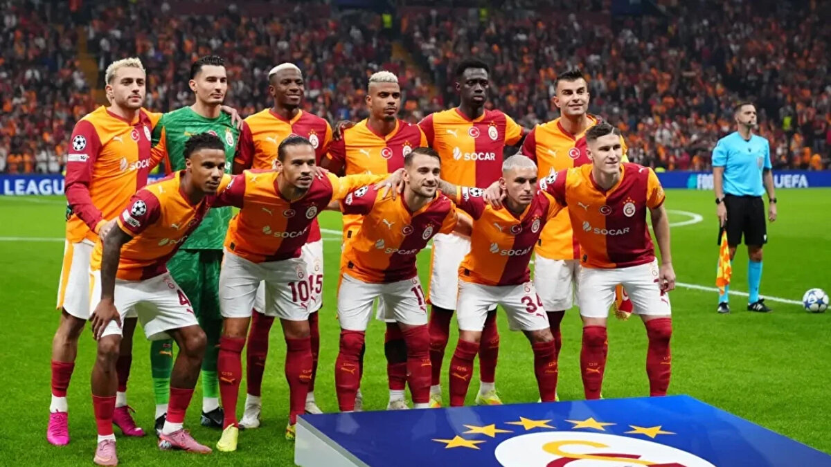 GALATASARAY'IN HEDEFİ İLK 8<br><br>Şampiyonlar Ligi'nin yeni formatında ilk 8 takım arasına girerek doğrudan bir üst tura yükselmek isteyen Galatasaray için Monaco maçı hayati önem taşıyor. Sarı-Kırmızılı ekip kazanması halinde ilk 8 iddiasını güçlü bir şekilde sürdürecek. Olası bir puan kaybı ise takımı Play-Off potasına itebilir.