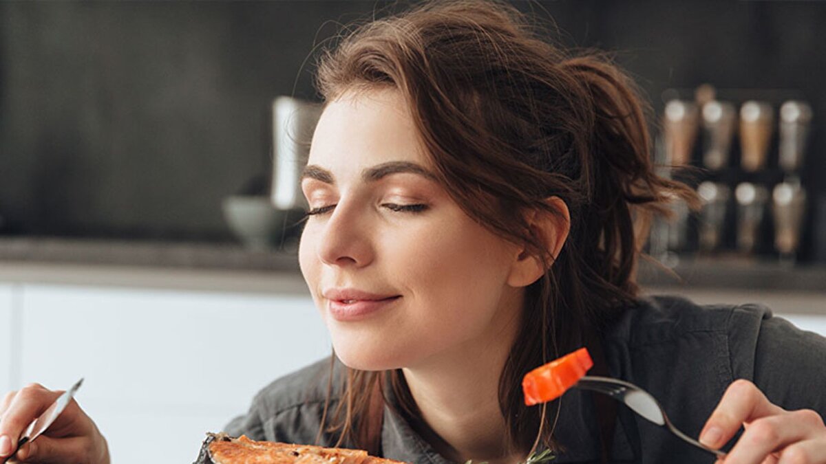 Araştırmalara göre, koku kaybı ya da zayıf koku alma yetisi, genel nüfusun yaklaşık beşte birini etkiliyor. Bu oran özellikle 60 yaş üzeri yetişkinlerde ve erkeklerde daha yüksek. İngiltere, ABD ve Almanya’dan uzmanlar tarafından yapılan son bir inceleme, koku kaybının tıbbi topluluk tarafından yeterince dikkate alınmadığını ortaya koyuyor.