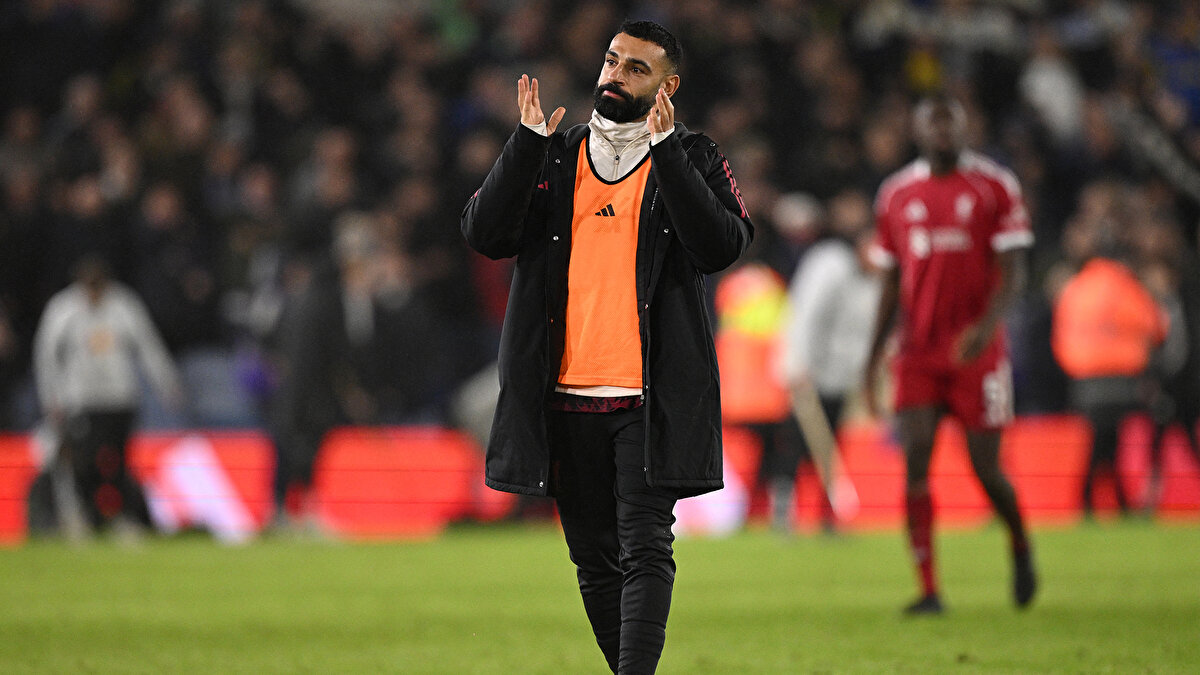 Liverpool'u her zaman destekleyip seveceğini kaydeden 33 yaşındaki futbolcu, "Daha önce teknik direktörle iyi bir ilişkim olduğunu defalarca söyledim ama aniden ilişkimiz bozuldu. Nedenini bilmiyorum ama bana öyle geliyor ki biri beni kulüpte istemiyor. Annemlere, 13 Aralık'taki Brighton maçına gelmelerini söyledim. Oynayıp oynamayacağımı bilmiyorum ama tadını çıkaracağım. Kafamda o maçın tadını çıkaracağım çünkü şu an ne olacağını bilmiyorum. Afrika Uluslar Kupası'na gitmeden önce taraftarlara veda etmek için Anfield'da olacağım. Sonrasında ne olacağını bilmiyorum." yorumunu yaptı.