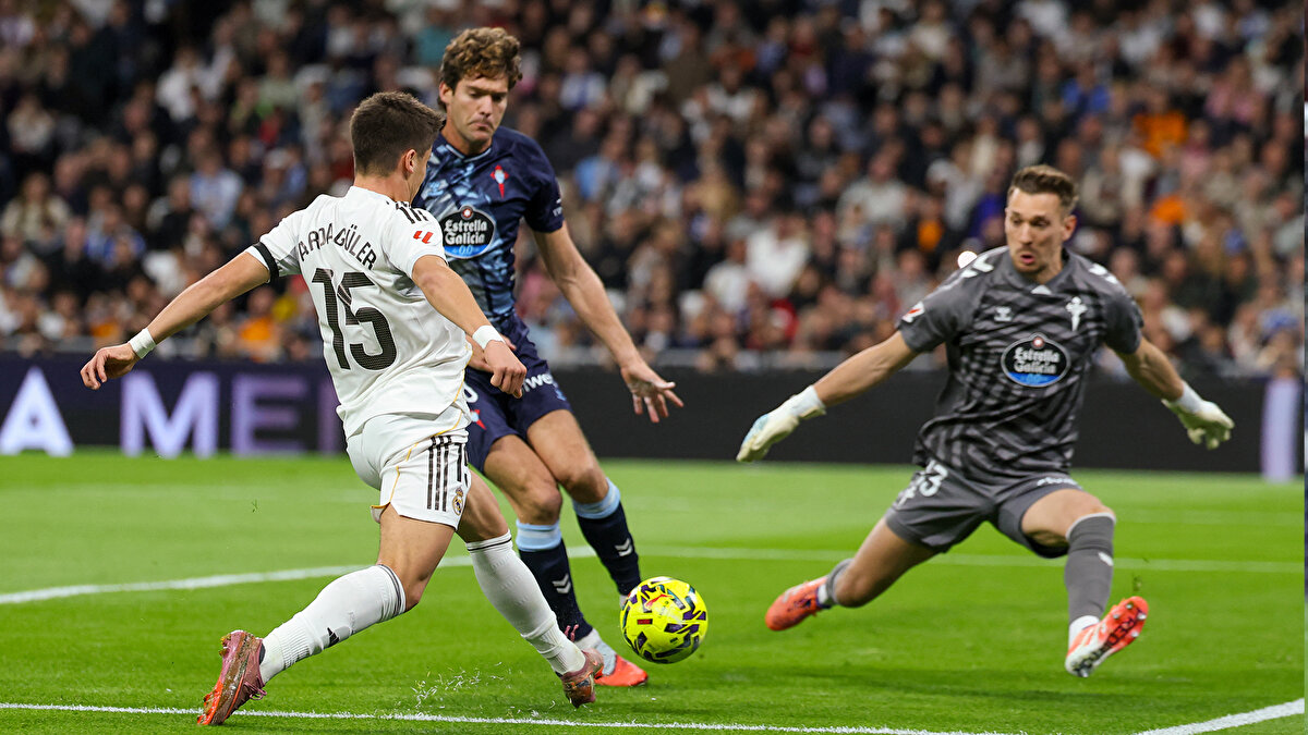 Maçı 9 kişi tamamlayan Real Madrid, bu sonuçla 36 puanda kaldı. Real Madrid, ligde oynadığı son 5 maçın 4'ünde puan kaybetti.<br>