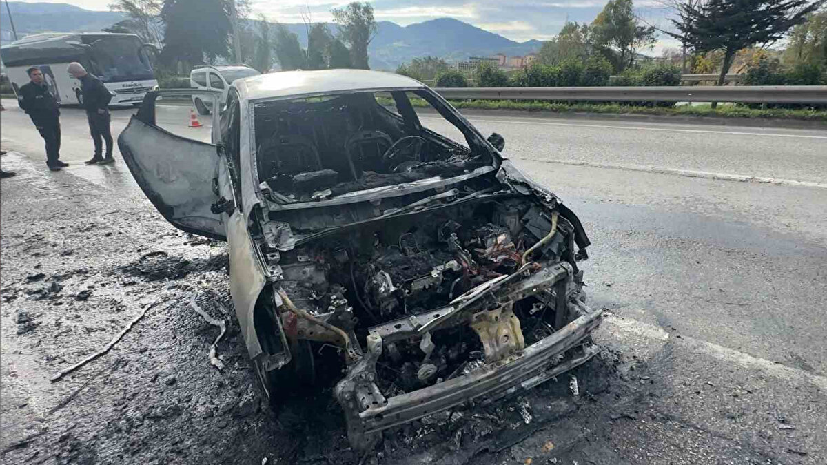 Olay, saat 10.00 sıralarında İlkadım ilçesi Tepecik Mahallesi’ndeki ana yolda meydana geldi. Samsunsporlu Anthony Musaba, Süper Lig’in 15’inci haftasında deplasmanda oynadıkları Galatasaray maçının ardından kente döndü. <br>