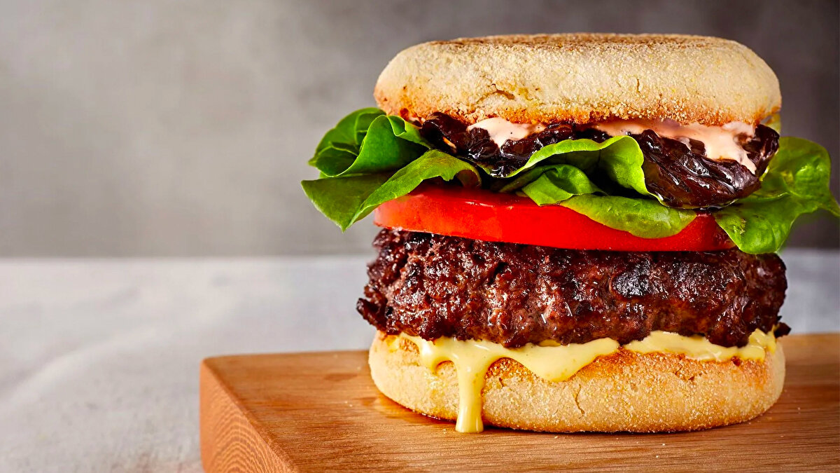 4. 🇺🇸 Bison Burger <br>★ 4.2