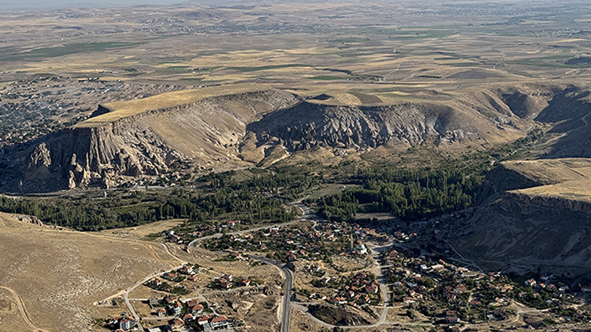 12-Aksaray: 28 bin 941 TL/m2 (%40,40)