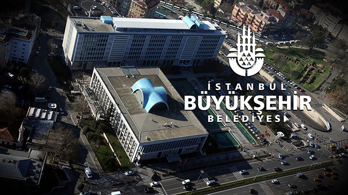 İstanbul Büyükşehir Belediyesi (İBB) komisyonları, 2026 yılı için hazırladıkları ücret tarifesini tamamlayarak meclise sundu. Yarın görüşülmesi beklenen tekliflerdeki fahiş artışlar, "İstanbul'da yaşamak da ölmek de ateş pahası" dedirtti.
