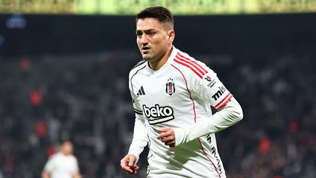 Revirden kara haber: Derbide yoklar<br><br>Transfer çalışmaları sürerken Beşiktaş'a revirden şok bir haber geldi. Yağız Sabuncuoğlu'nun haberine göre, sakatlanan Cengiz'in 1 ay, Jota'nın ise 3-4 hafta sahalardan uzak kalacağı açıklandı.