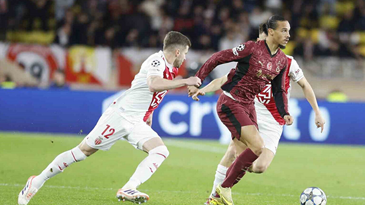 BBC: Balogun, Monaco'nun Galatasaray karşısında kıl payı galibiyet almasını sağladı<br><br> <br><br>"Folarin Balogun, Şampiyonlar Ligi'nde üst üste üçüncü maçında da gol atarak Monaco'yu Galatasaray karşısında galibiyete taşıdı."