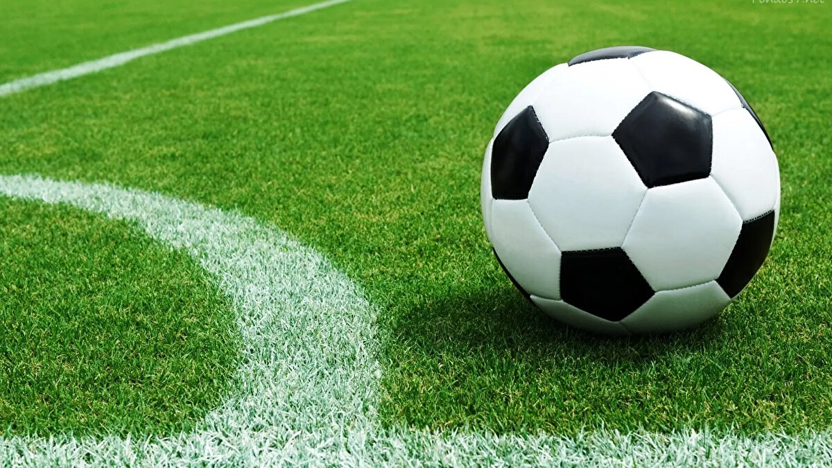 Grupta 12 puanla 6. sırada yer alan eflatun-beyazlılar ile 10 puanla 12. sırada bulunan City'nin mücadelesi, sıralamayı doğrudan etkileyecek. Futbolseverler ise "Real Madrid Manchester City maçı hangi kanalda, şifresiz mi?" sorularının yanıtını arıyor.