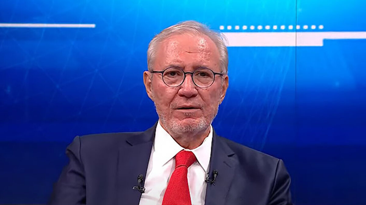 Galatsaray'ın Monaco'ya 1-0 mağlup olduğu maçı Fotomaç!taki köşesinde değerlendiren Levent Tüzemen'in yazısı şu şekilde: