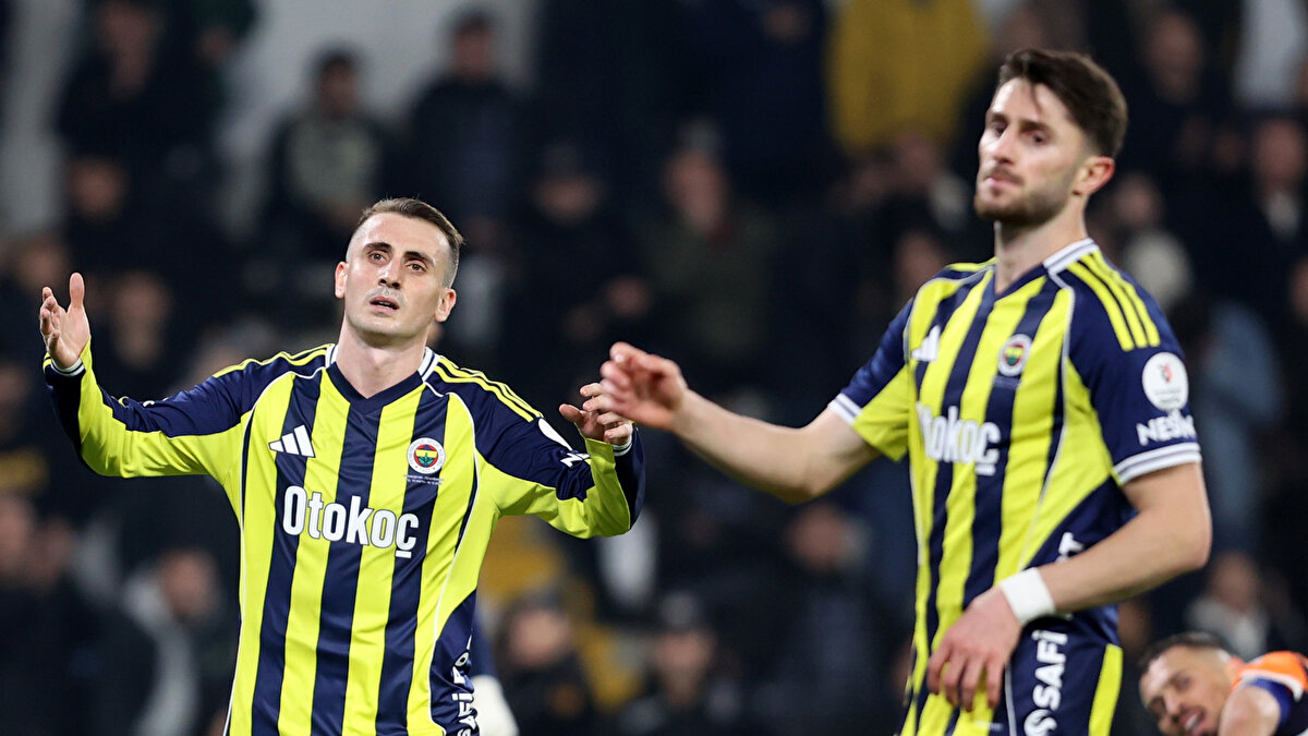 1) FENERBAHÇE'NİN KALİTESİNİ SAHAYA YANSITIR<br><br>Eksiklere rağmen Fenerbahçe kadro kalitesi, tecrübesi ve özellikle orta sahadaki teknik dominasyonuyla oyunu kontrol ederse:<br><br>Olası skorlar:<br>0–1 Fenerbahçe<br>1–2 Fenerbahçe<br>0–2 Fenerbahçe<br><br>Maç akışı: Oyun kontrolü Fenerbahçe’de olur.<br>Brann özellikle kanat presiyle çıkmaya çalışsa da Fenerbahçe geçişleri daha iyi değerlendirir.<br>Tecrübe farkı belirleyici olur.<br>