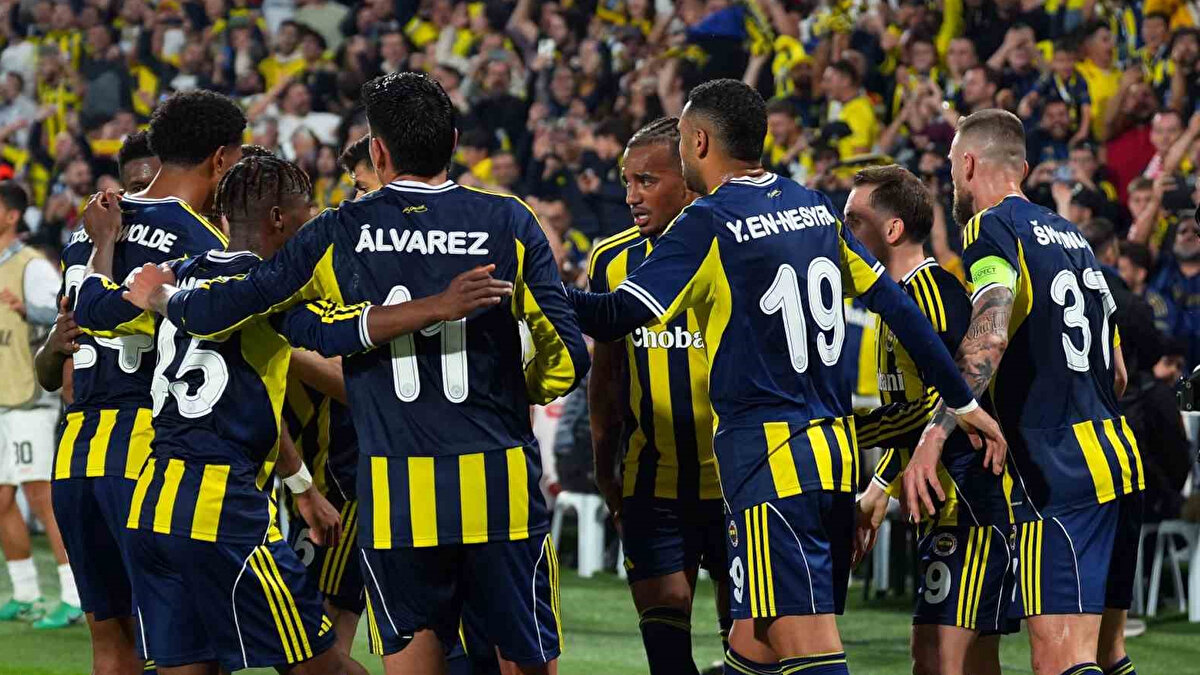 MUHTEMEL 11'LER<br><br>Brann: Dyngeland, Helland, Knudsen, Larsen, Dragsnes, Kornvig, Sorensen, Pedersen, Mathisen, Castro, Holm.<br><br>Fenerbahçe: Ederson, M. Müldür, Skriniar, Oosterwolde, Brown, İsmail, Fred, Nene, Talisca, Kerem, En-Nesyri.