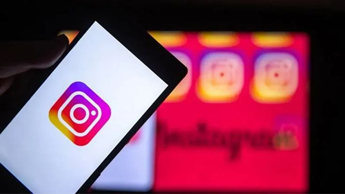 Reels’ten Arama Sekmesine Yeni Yaklaşım<br>Instagram, Reels akışında başlattığı bu kişiselleştirme yaklaşımını, ana akış ve arama sekmesine de getirmeyi planlıyor.