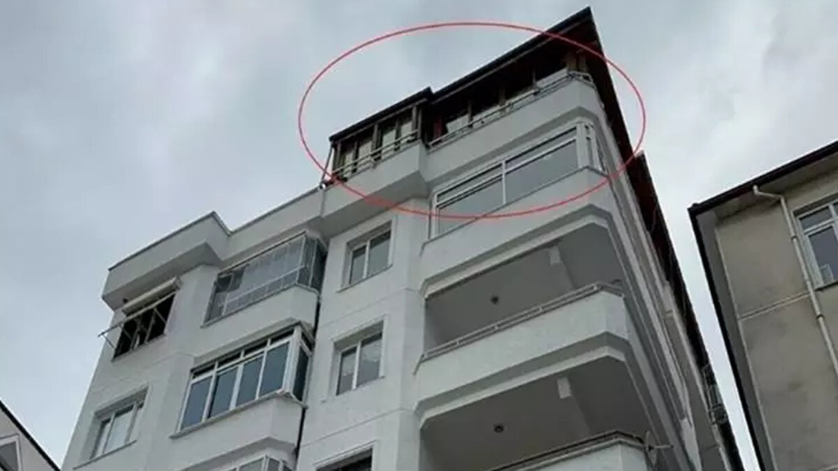 "TIR dorsesiyle Fransa'ya kaçacaklardı" iddiası<br><br>Teknik ve fiziki takip sonucu operasyon için düğmeye basan emniyet birimleri, şüphelilerin yurt dışına kaçış hazırlığında olduğunu tespit etti.