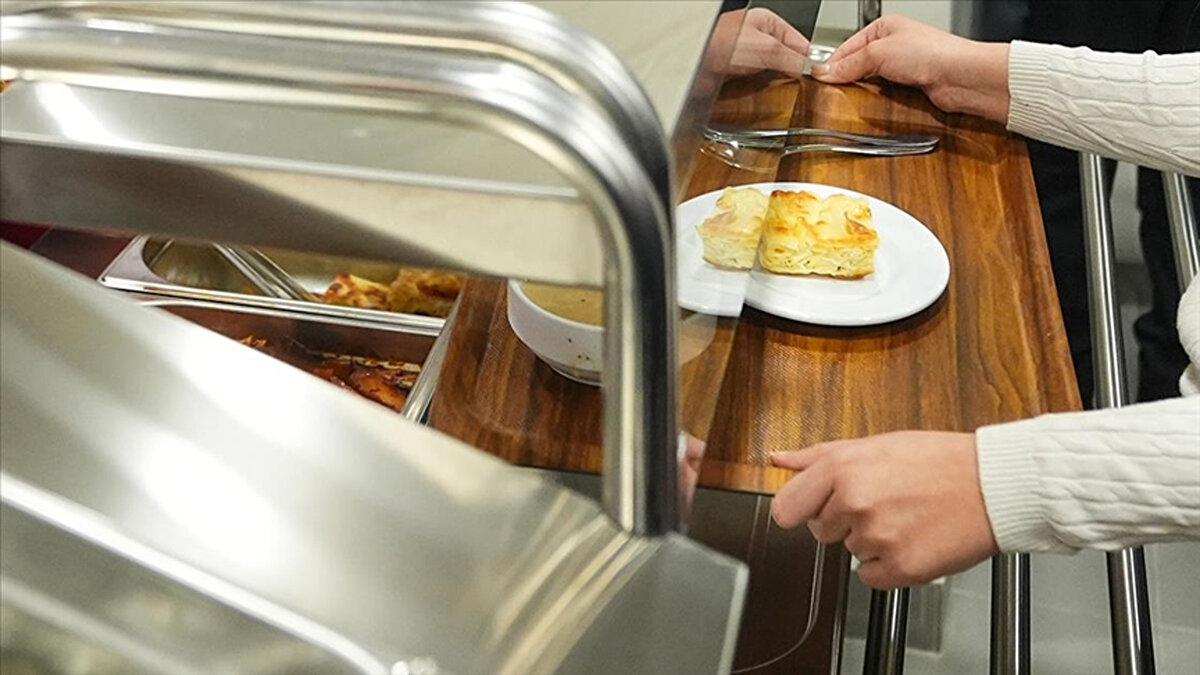 AK Parti grubunun "hayır" oyuna karşılık CHP grubunun oylarıyla kabul edilen tarife, İstanbullunun cebini yakacak.