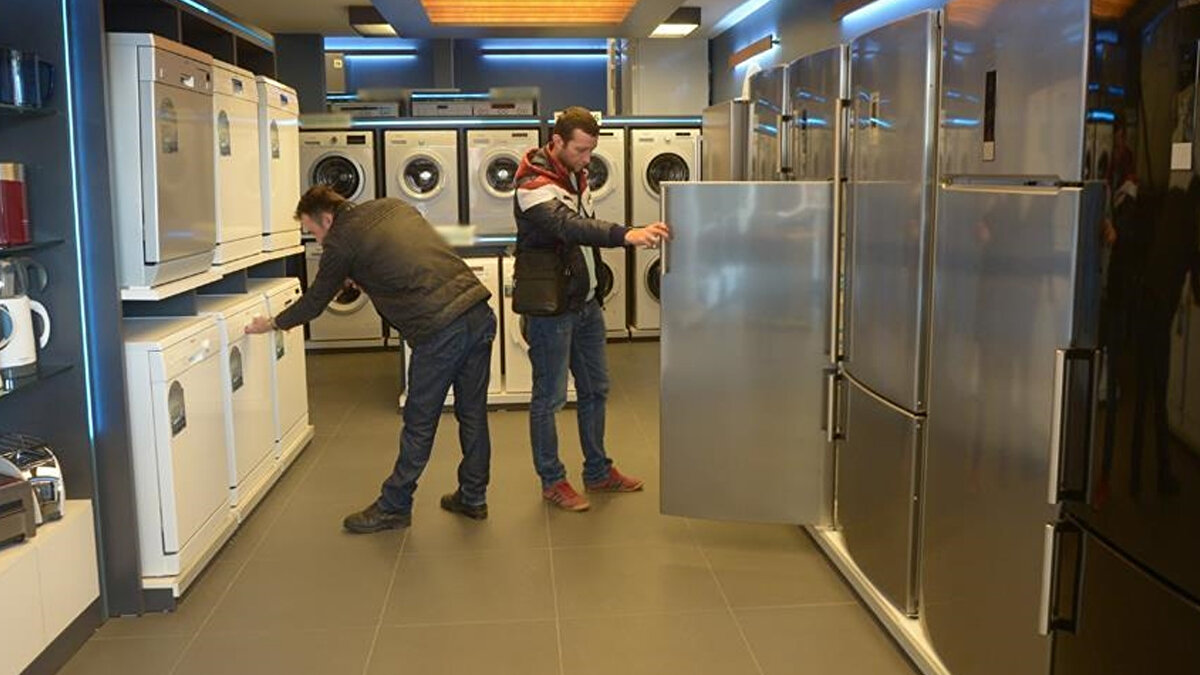 Avukat açıkladı: Ekonomik koşullar bizi bitirdi<br><br>Şirketin avukatı David Goodrich, zorlu süreci ve iflasın gerekçelerini açıkladı. Tarifeler, tüketici harcamalarındaki düşüşler ve makroekonomik sıkıntılarla mücadele etmek için yoğun çaba harcadıklarını belirten Goodrich, "Kapılarımızı kapatma ve iflas başvurusunda bulunma gibi zorunlu bir yola girmek zorunda kaldık. Bu karar kolay alınmadı" ifadelerini kullandı.