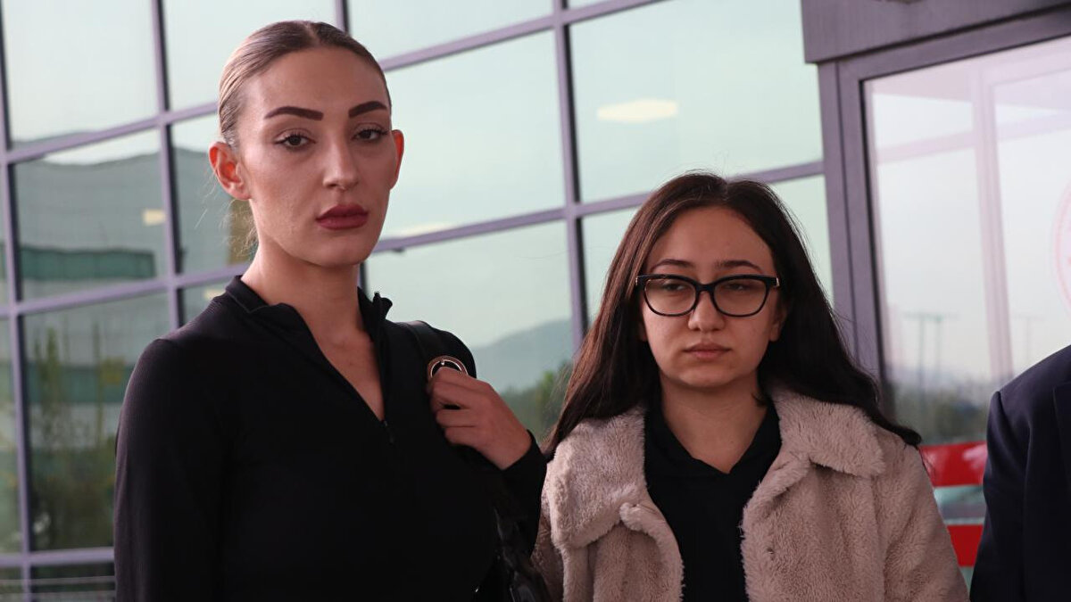 Güllü'nün Kızı Neden Gözaltına Alındı?<br><br>Yalova Cumhuriyet Başsavcılığı tarafından yürütülen soruşturma kapsamında, Güllü'nün kızı Tuğyan kim sorusu merak konusu oldu. Teknik takip altında olan Tuğyan Gülter ve olay günü evde bulunan arkadaşı Sultan Nur Ulu'nun yurt dışına kaçış planı yaptıkları tespit edildi.