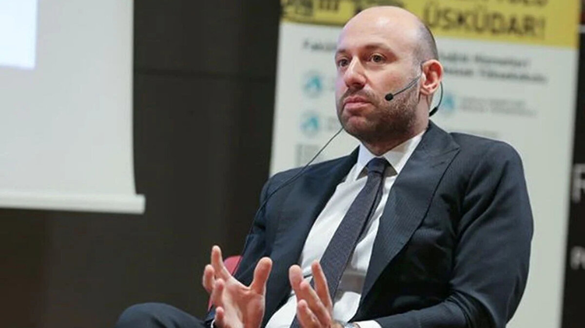 Kariyerine devam ediyor<br><br>OGM Pictures çatısı altında yeni projeler üzerinde çalışan Onur Güvenatam, Türk dizi ve sinema sektöründeki etkin rolünü sürdürmeye devam ediyor.