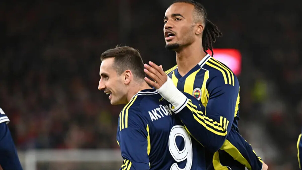 Nettavisen: “Brann için Avrupa Ligi'nde kabus, Fenerbahçe karşısında rezil oldu. Brann Avrupa’da küçük düşürüldü. Fenerbahçe Kerem Aktürkoğlu'nun beşinci dakikada attığı golle öne geçti. Ardından Anderson Talisca, hat-trick yaparak Brann'ı tamamen küçük düşürdü ve Fenerbahçe'ye büyük bir zafer kazandırdı.”