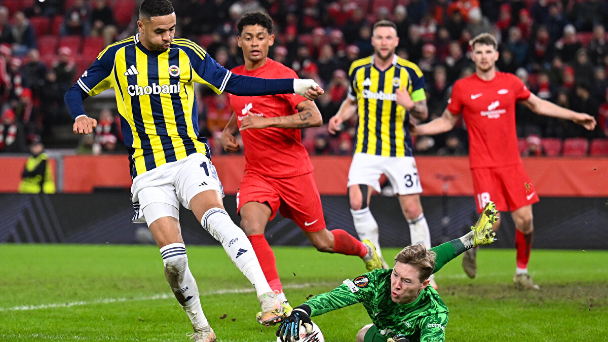 -Sarı-lacivertlilerin 17 puanla ligi bitirme ihtimali: %10<br><br>-Fenerbahçe için en olası senaryo %40 ihtimal ile ligi 12,13 ya da 14. sırada tamamlayacak<br>