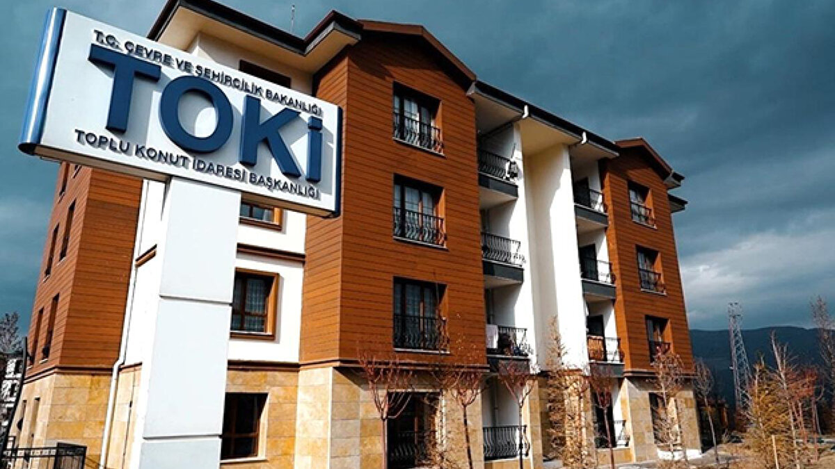 80 metrekarelik 2+1<br><br>Satış fiyatı: 2 milyon 950 bin TL<br><br>Taksit tutarı: 11 bin 63 TL