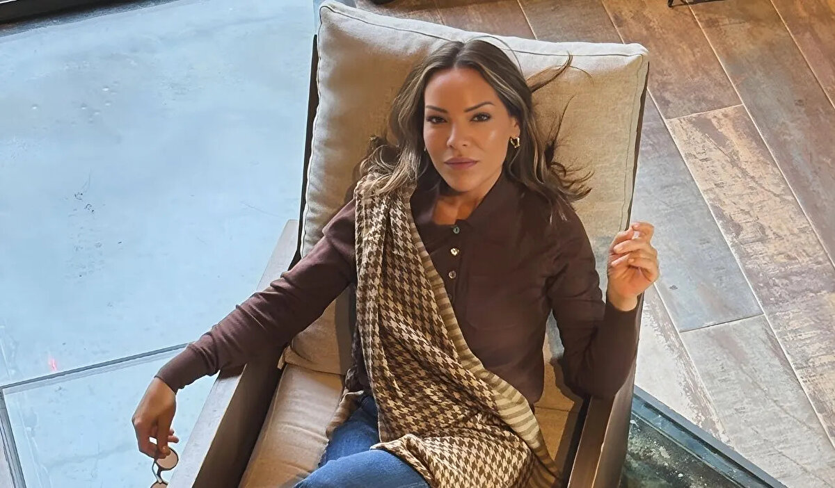 Asiye Acar Evli mi?<br><br>Ekran önünde profesyonel kimliği ile tanınan Asiye Acar, özel hayatını gözlerden uzak yaşamayı tercih eden isimler arasında yer alıyor. Acar’ın bekar olduğu ve şu an için evli olmadığı biliniyor.