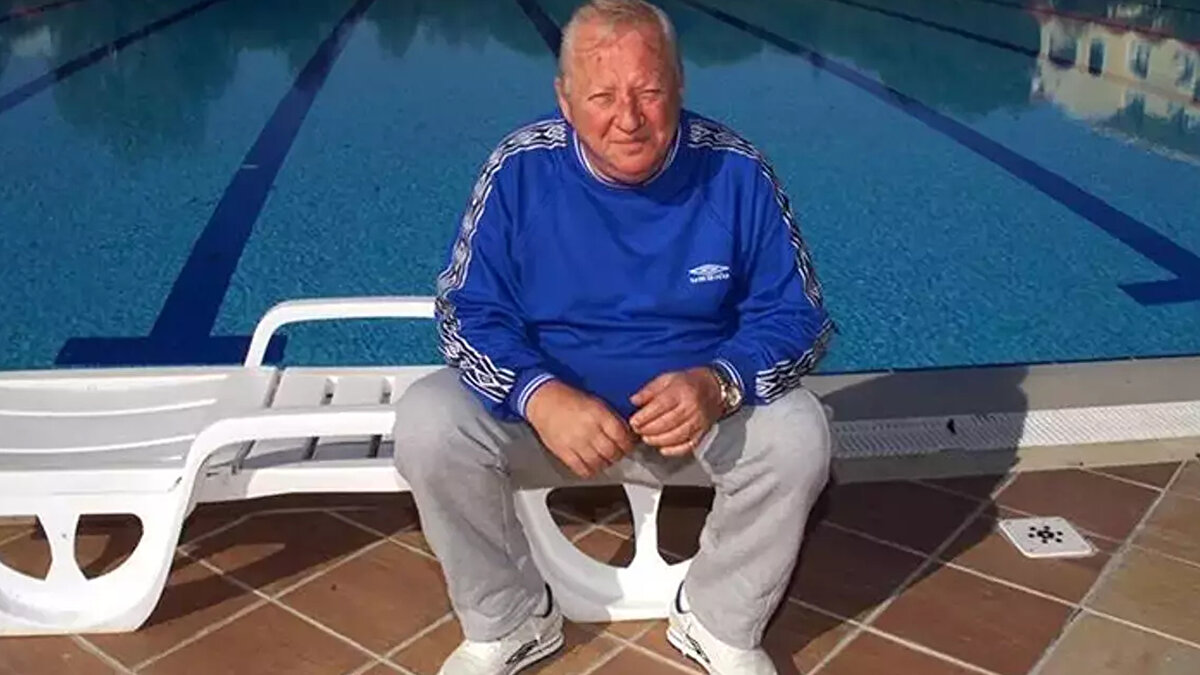 Metin Türel (1973-1974, 1980 Beşiktaş; 1987-1988 Trabzonspor)