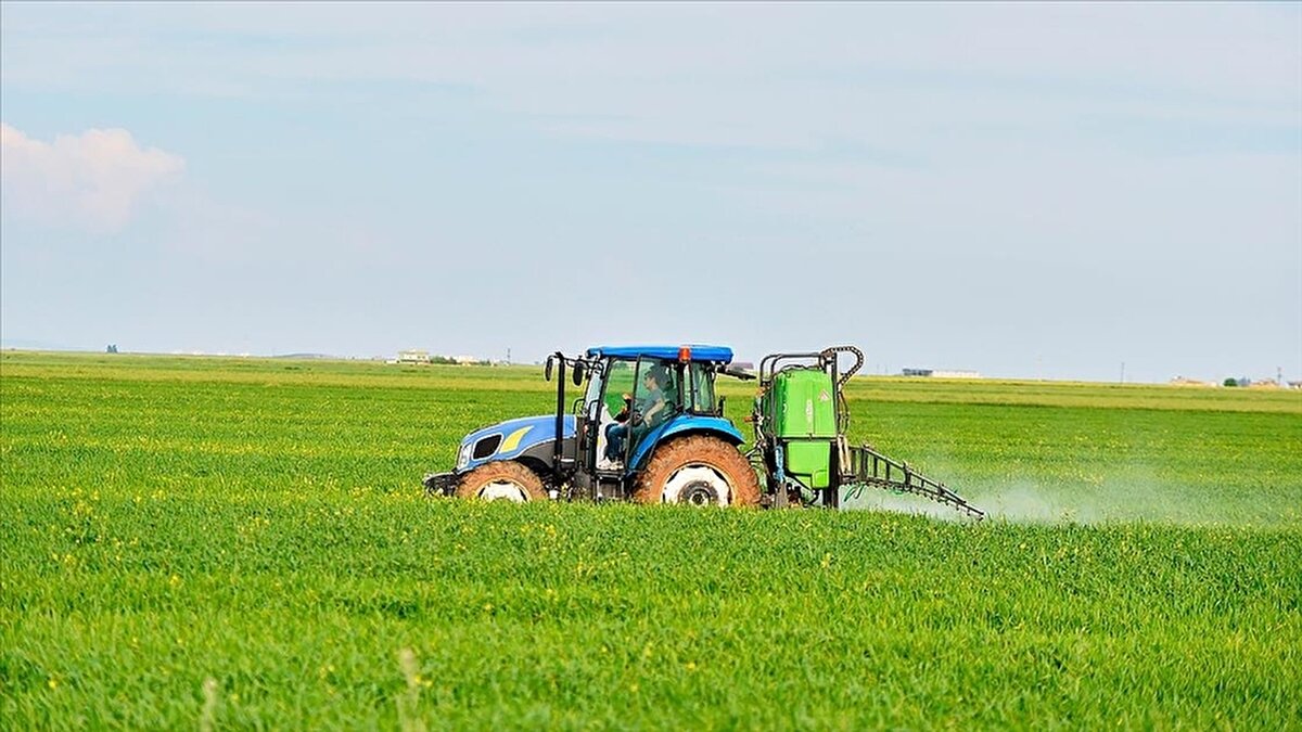 Pilot illerde eğitim ve bilgilendirme çalışmalarının başlatıldığını kaydeden Yumaklı, “Bu sistem sayesinde zirai ilaçların gereğinden fazla ve yanlış kullanımının önüne geçilecek, pestisit kalıntıları azaltılacak ve sorumlular net şekilde tespit edilebilecek” dedi.