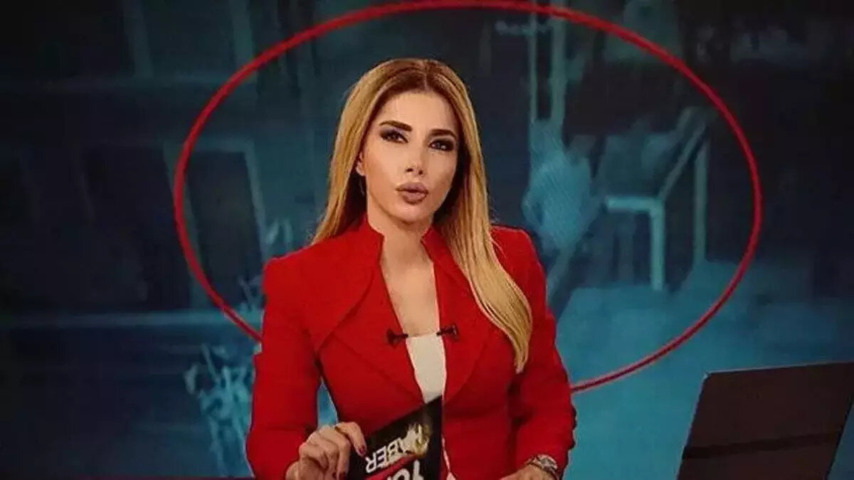 Estetiksiz Hali Şaşırttı<br><br>Sosyal medyayı aktif kullanan ve iddialı pozlarıyla dikkat çeken Ela Rümeysa Cebeci, sadece kariyeriyle değil değişimiyle de konuşuluyor. Takipçileri tarafından sıkça paylaşılan eski fotoğrafları, ünlü spikerin estetiksiz hali ile şimdiki görünümü arasındaki farkı gözler önüne seriyor. Kıvrımlı hatları ve iddialı tarzıyla bilinen Cebeci'nin yıllar içindeki değişimi sosyal medyada viral oldu.