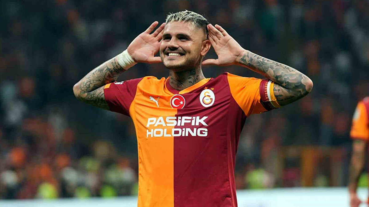 ICARDI TAKIMDAN AYRILIYOR MU?<br><br>Takımda mutsuz olduğu ifade edilen Mauro Icardi'nin kulüpte kalıp kalmayacağı merak ediliyor.