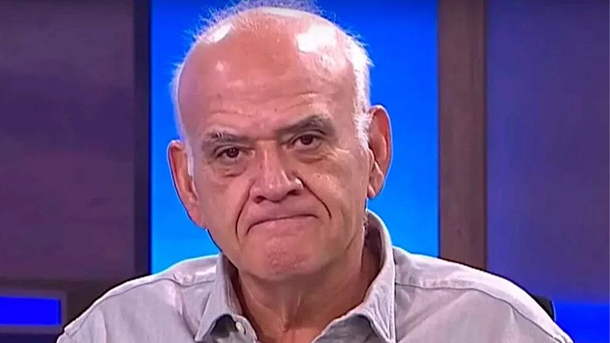 Bahis soruşturması kapsamında gözaltına alınan spor yorumcusu Ahmet Çakar geçtiğimiz hafta serbest bırakılmıştı. <br>